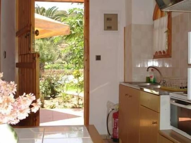 Imagen de la habitación del Holiday Rooms. Foto 6