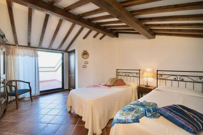 Imagen general del Holiday-Home with pool in San Gimignano. Foto 14