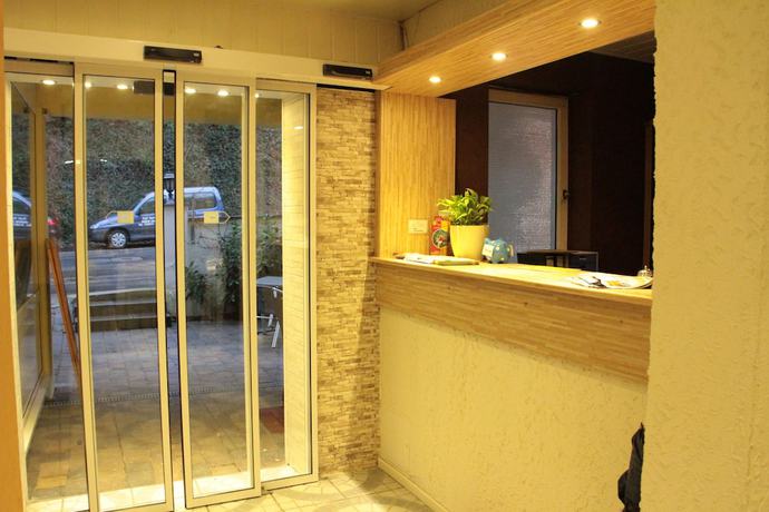 Imagen de los interiores del Holl Beyra. Foto 20