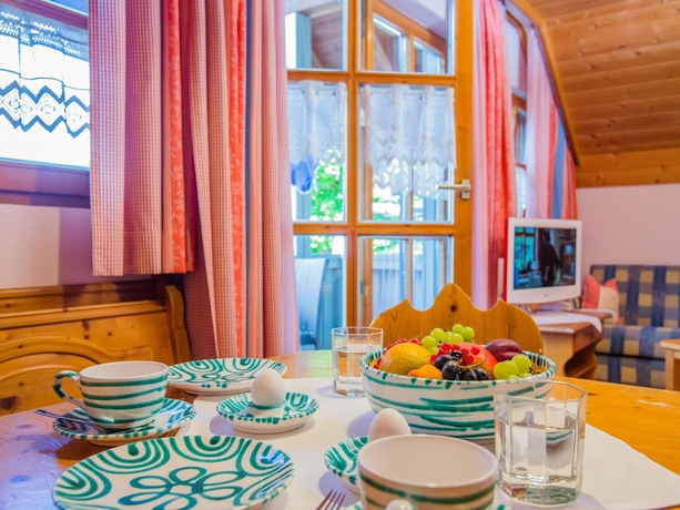 Imagen de la habitación del Holmernhof Dreiquellenbad Camping. Foto 9