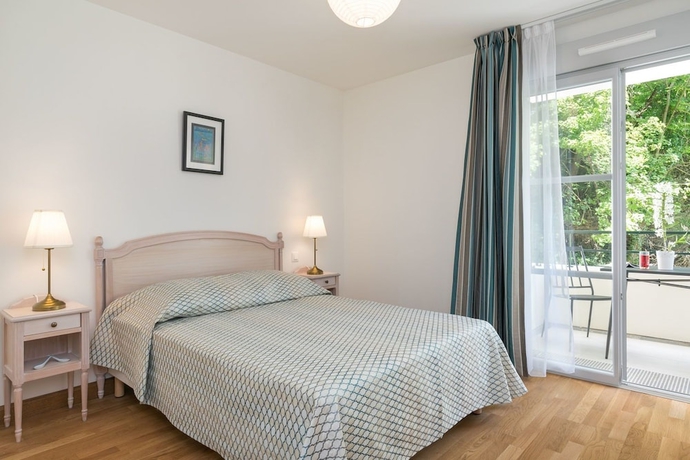 Imagen de la habitación del Home M&eacute;dicis Les Petites Roches. Foto 8