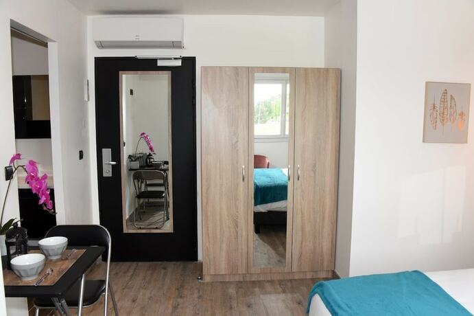 Imagen de la habitación del Home Place, Langon. Foto 6