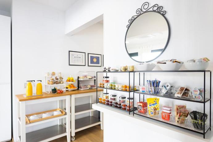 Imagen general del Home2Book Casa Boissier, Free Breakfast. Foto 13