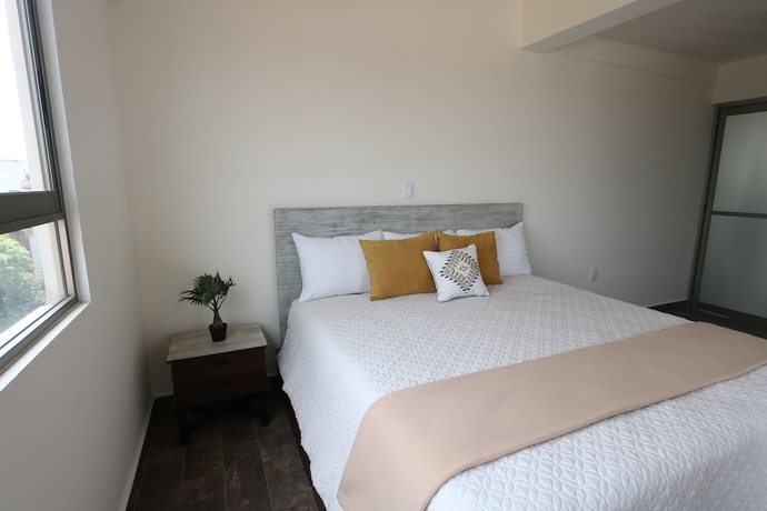 Imagen de la habitación del Homfor Viaducto. Foto 11