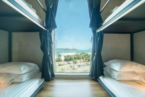 Imagen de la habitación del Homy Seafront Hostel. Foto 19