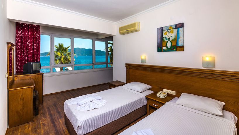 Imagen de la habitación del Honeymoon Hotel. Foto 6