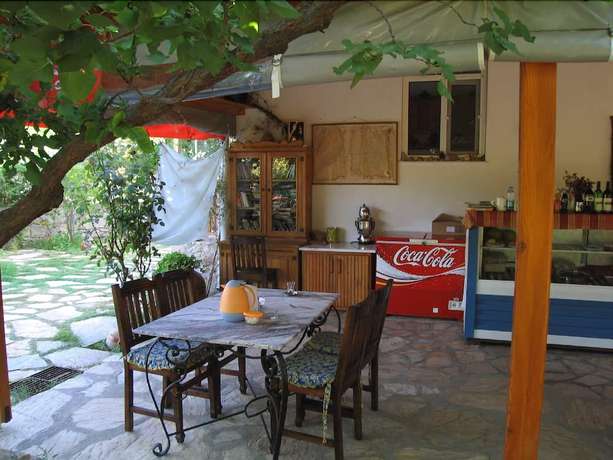 Imagen del bar/restaurante del Hoppala Pension. Foto 9