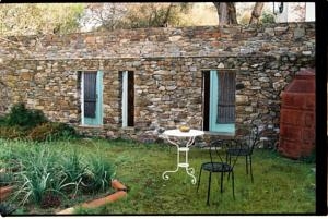 Imagen de los exteriores del Horta de Torrejais. Foto 3