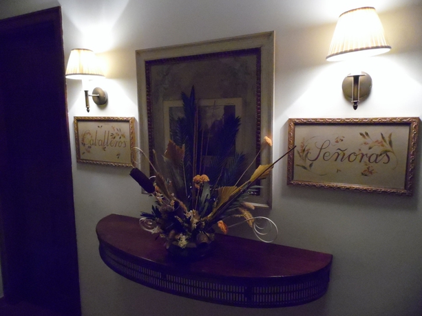 Imagen de los interiores del Hospederia Palacio La Iglesuela Del Cid. Foto 12