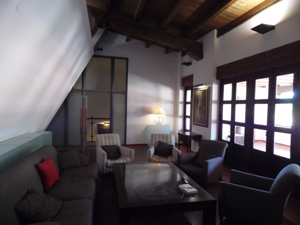 Imagen de los interiores del Hospederia Palacio La Iglesuela Del Cid. Foto 14