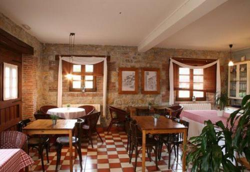 Imagen general del Hospederia Santillana. Foto 3