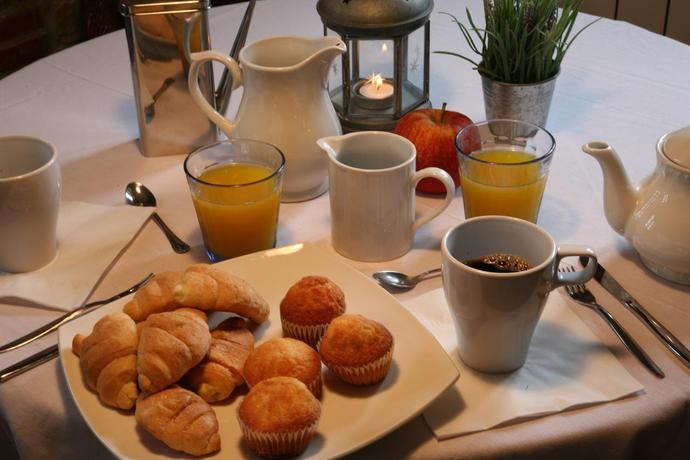 Imagen general del Hospederia Santillana. Foto 12