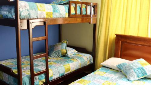 Imagen de la habitación del Hostal Casa Montoya. Foto 20