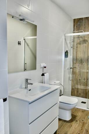 Imagen general del Hostal Garden Rous. Foto 5