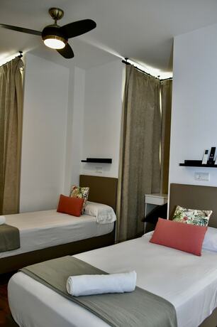 Imagen general del Hostal Garden Rous. Foto 10