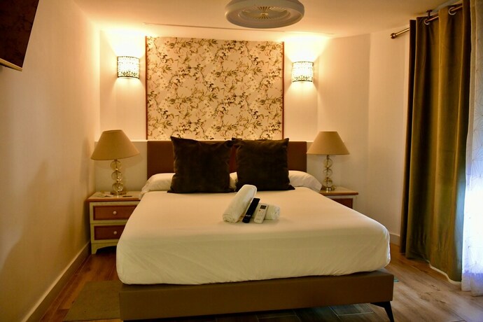 Imagen general del Hostal Garden Rous. Foto 18