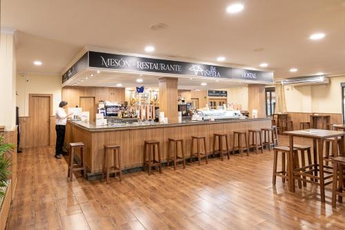 Imagen general del Hostal Viñuela. Foto 6