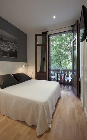 Imagen de la habitación del Hostalet De Barcelona. Foto 11