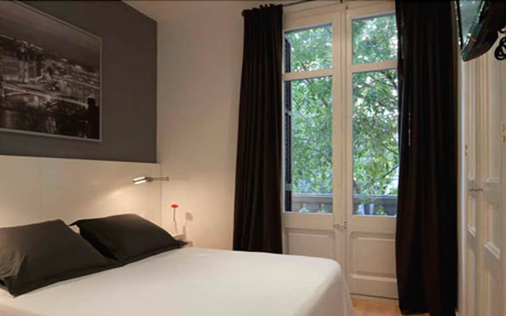 Imagen de la habitación del Hostalet De Barcelona. Foto 16