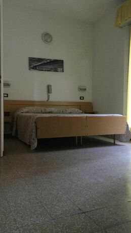 Imagen de la habitación del Hostel Bella Rimini. Foto 10