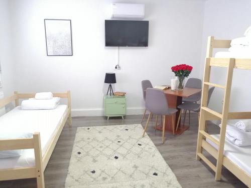 Imagen de la habitación del Hostel Eva. Foto 20
