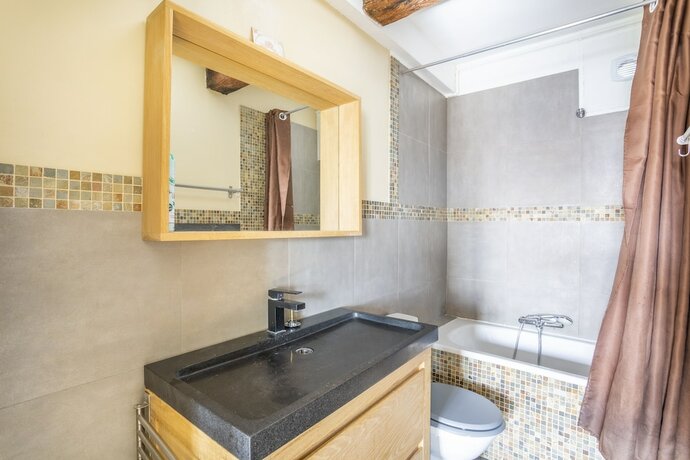 Imagen general del Hostel L\'Ambassade Bretonne Vieux-Port. Foto 5