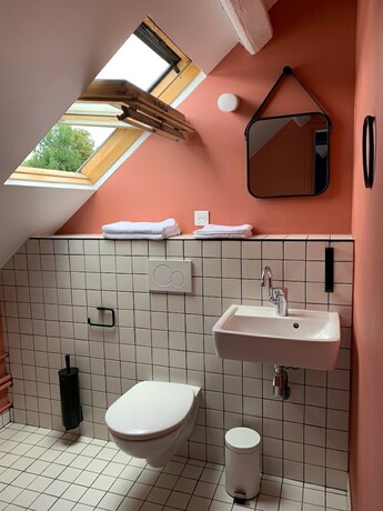 Imagen general del Hostel La Maison Montreau. Foto 9