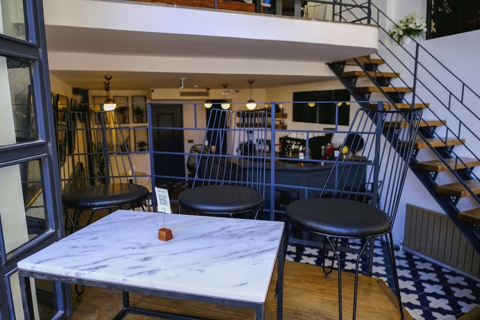 Imagen de los interiores del Hostel Le Banc. Foto 16
