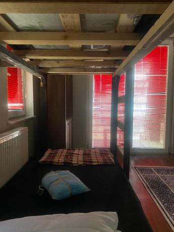 Imagen general del Hostel N&euml;n&euml; Terez&euml;s. Foto 8