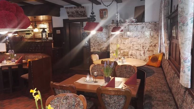Imagen del bar/restaurante del Hostel zum L&ouml;wen, Todtmoos. Foto 6