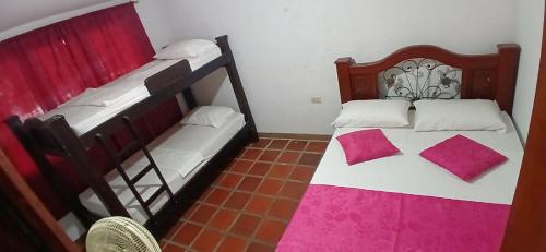 Imagen de la habitación del Hosteler&iacute;a mi Tesoro. Foto 20