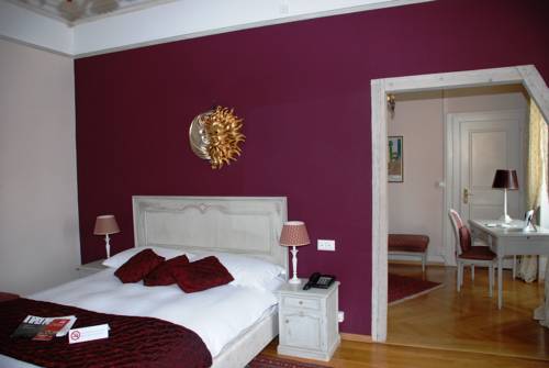 Imagen de la habitación del Hostellerie De Gen&egrave;ve, VEVEY . Foto 7
