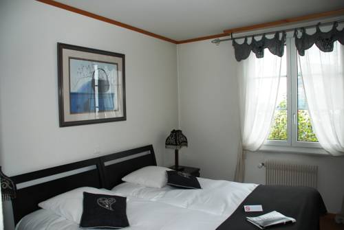 Imagen de la habitación del Hostellerie De Gen&egrave;ve, VEVEY . Foto 12