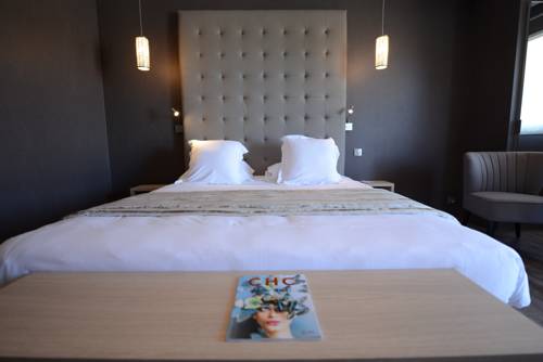 Imagen de la habitación del Hostellerie De La Renaissance. Foto 3