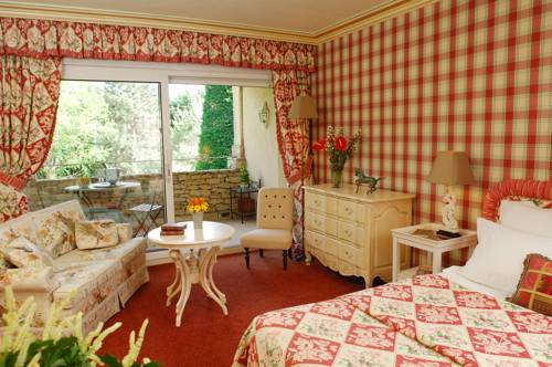 Imagen de la habitación del Hostellerie Le Roy Soleil. Foto 10