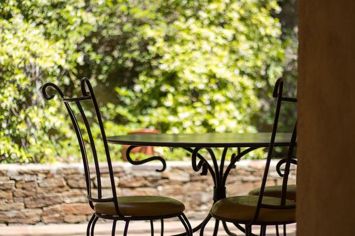 Imagen de los interiores del Hostellerie du Cigalou, Bormes-les-Mimosas. Foto 11