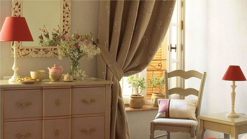 Imagen de la habitación del Hostellerie du Cigalou. Foto 7