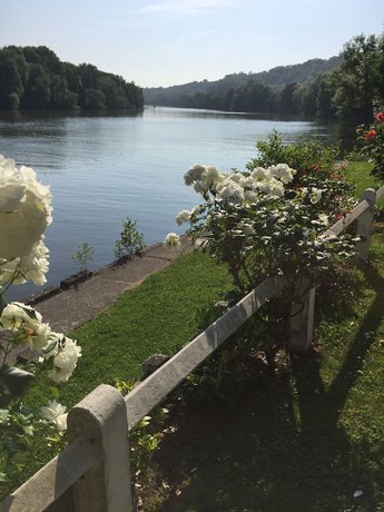 Imagen de la habitación del Hostellerie du Pavillon St Hubert. Foto 10