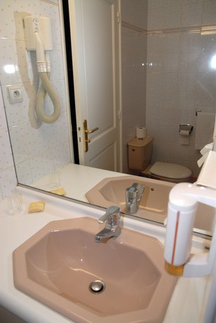 Imagen de la habitación del Hostellerie du Pavillon St Hubert. Foto 19