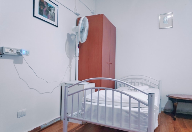 Imagen de la habitación del Hostelroma. Foto 17