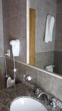 Imagen de la habitación del Hoster&iacute;a Brisas del Cerro. Foto 48