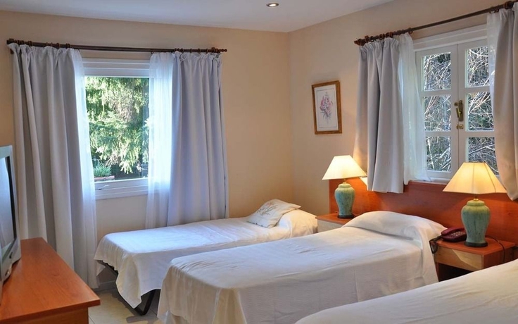 Imagen de la habitación del Hoster&iacute;a Las Acacias. Foto 5