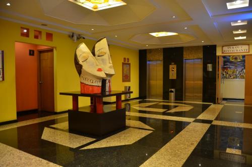 Imagen general del Hot Plaza Camarones - Love Hotel - Solo Adultos. Foto 14