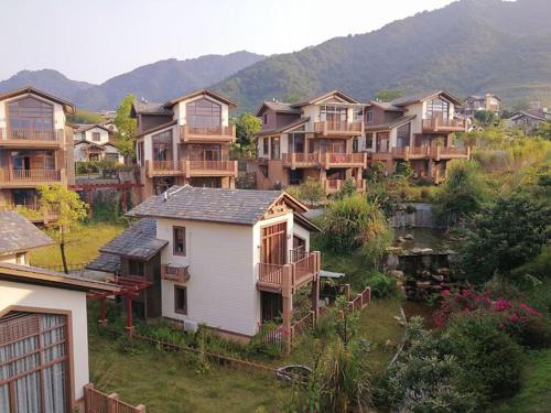 Imagen de la habitación del Hot Spring Villa. Foto 9