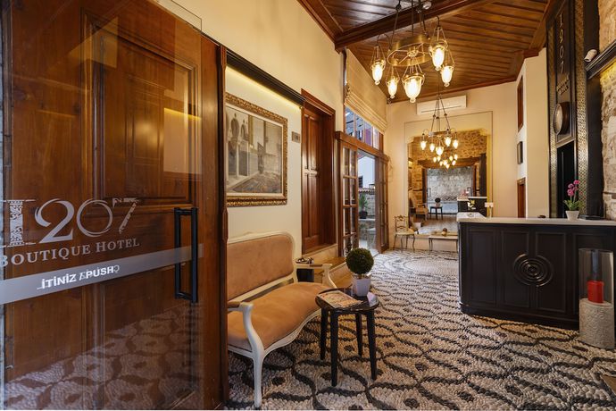 Imagen de los interiores del Hotel 1207 Special Class. Foto 18