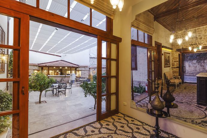 Imagen de los interiores del Hotel 1207 Special Class. Foto 19