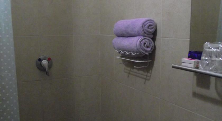 Imagen de los interiores del Hotel 28. Foto 7