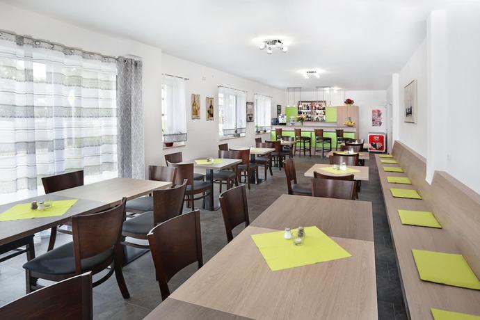 Imagen del bar/restaurante del Hotel 37. Foto 2