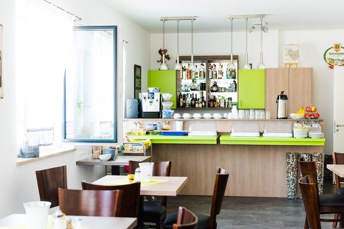 Imagen del bar/restaurante del Hotel 37. Foto 5