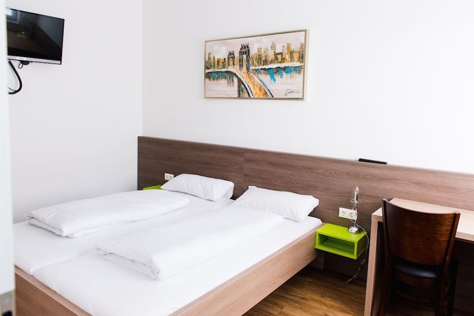 Imagen de la habitación del Hotel 37. Foto 19